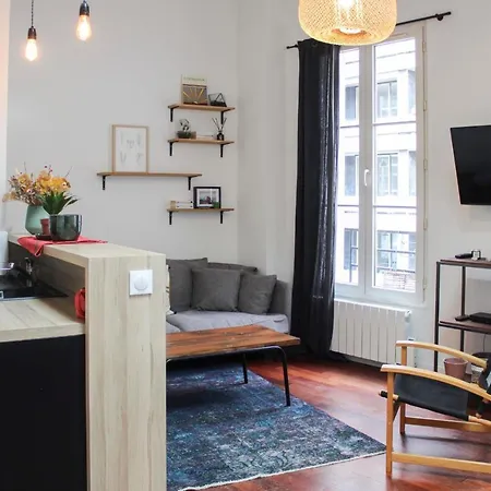 Ferienwohnung Atypical Cocoon At The Foot Of Montmartre Paris Exterior foto